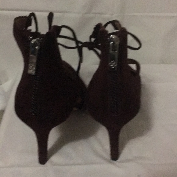 $10 Spring Sale - Picture 2 of 5